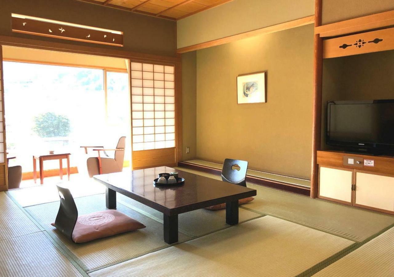 Atami Kinjokan Exterior foto